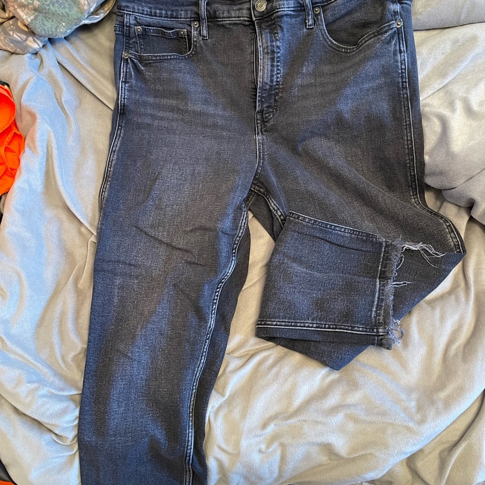 GAP Woman’s Distressed Black/Dark Gray Skinny Jeans